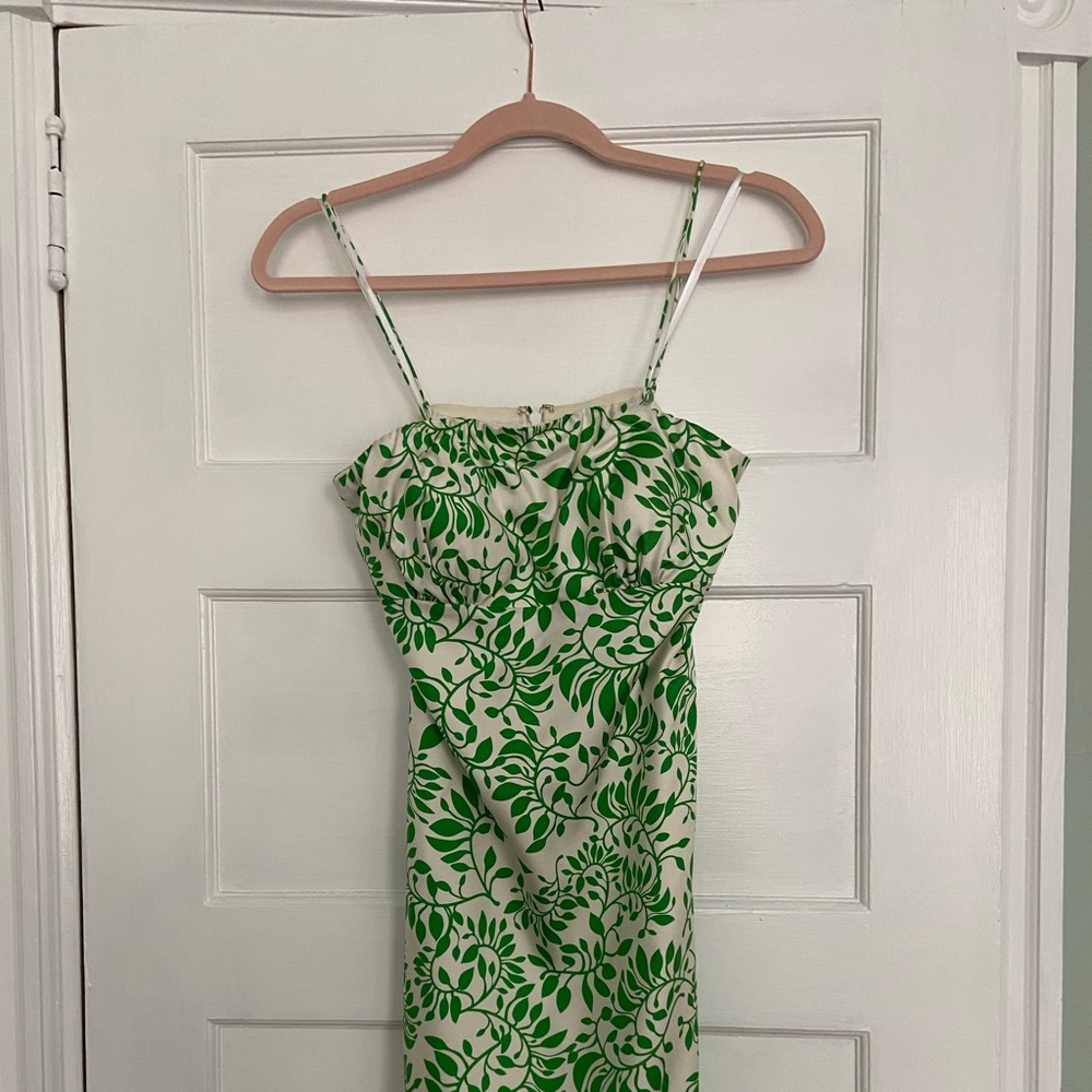 Vineyard vines silk dress